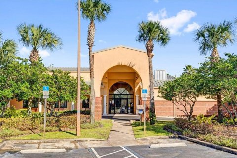 Propiedad comercial en alquiler en Oviedo, Florida, 51.1 m2 № 1743083 - foto 23