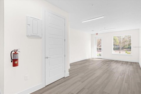 Propiedad comercial en alquiler en Oviedo, Florida, 51.1 m2 № 1743083 - foto 11