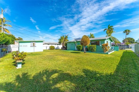 Купить виллу или дом в Хомстед, Флорида 2 спальни, 95.88м2, № 2005412 - фото 20