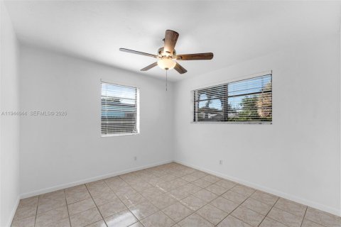 Купить виллу или дом в Хомстед, Флорида 2 спальни, 95.88м2, № 2005412 - фото 12