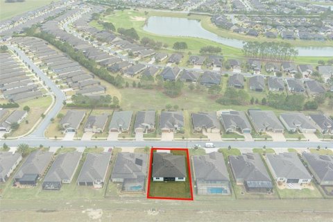 House in Ocala, Florida 2 bedrooms, 210.05 sq.m. № 1625745 - photo 9
