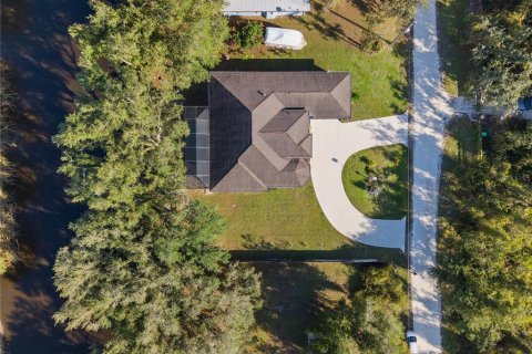House in Punta Gorda, Florida 3 bedrooms, 200.39 sq.m. № 1843274 - photo 3