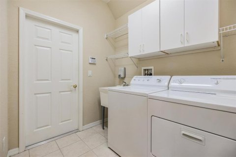 House in Wesley Chapel, Florida 2 bedrooms, 155.43 sq.m. № 1776814 - photo 25