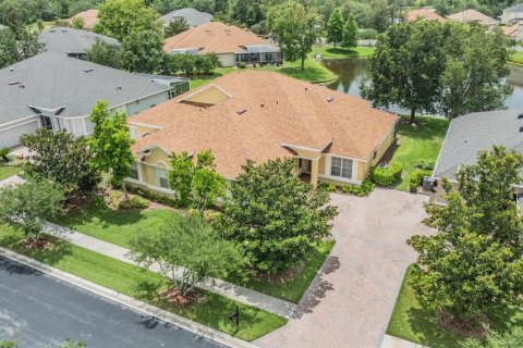 House in Wesley Chapel, Florida 2 bedrooms, 155.43 sq.m. № 1776814 - photo 5