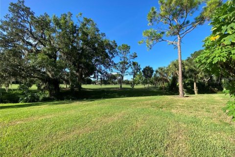 House in Sarasota, Florida 2 bedrooms, 95.04 sq.m. № 2210705 - photo 29