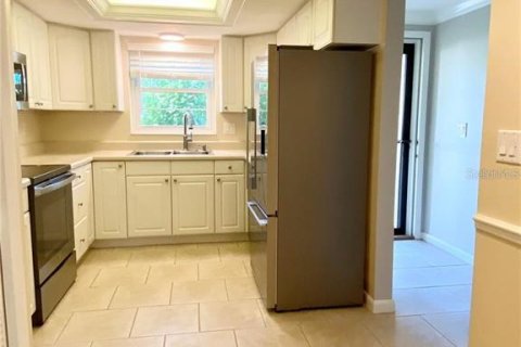 House in Sarasota, Florida 2 bedrooms, 95.04 sq.m. № 2210705 - photo 13