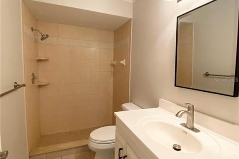 House in Sarasota, Florida 2 bedrooms, 95.04 sq.m. № 2210705 - photo 20