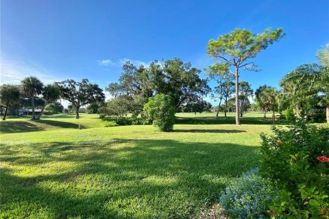 House in Sarasota, Florida 2 bedrooms, 95.04 sq.m. № 2210705 - photo 27