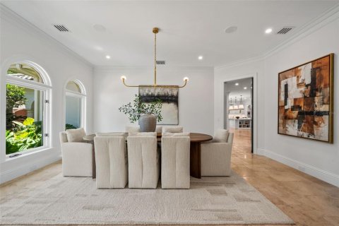 House in Sarasota, Florida 5 bedrooms, 754.83 sq.m. № 2155725 - photo 29