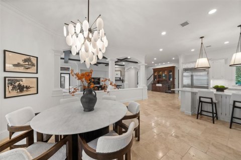 House in Sarasota, Florida 5 bedrooms, 754.83 sq.m. № 2155725 - photo 25