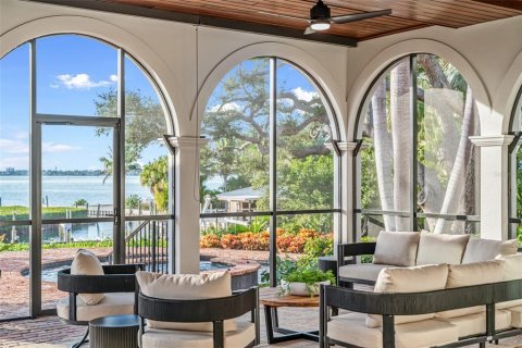 House in Sarasota, Florida 5 bedrooms, 754.83 sq.m. № 2155725 - photo 6