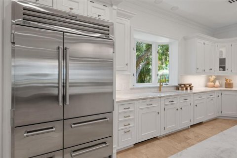 House in Sarasota, Florida 5 bedrooms, 754.83 sq.m. № 2155725 - photo 19