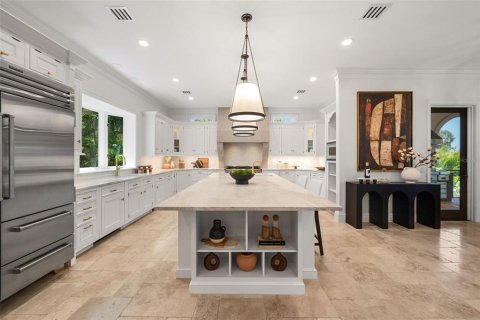House in Sarasota, Florida 5 bedrooms, 754.83 sq.m. № 2155725 - photo 16