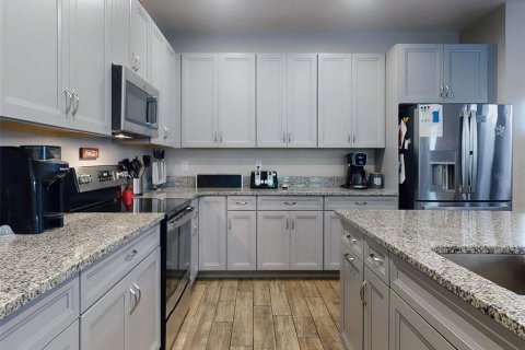 Casa en venta en DeBary, Florida, 4 dormitorios, 217.58 m2 № 1675327 - foto 11