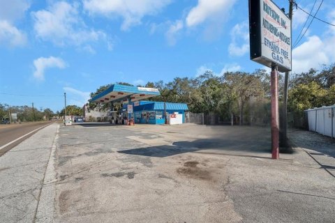 Propiedad comercial en venta en Tarpon Springs, Florida, 127.93 m2 № 2094477 - foto 8