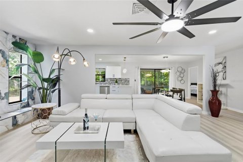 Villa ou maison à vendre à Clearwater, Floride: 5 chambres, 177.07 m2 № 2398903 - photo 14