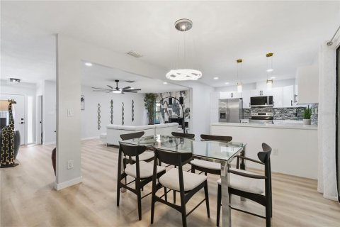 Villa ou maison à vendre à Clearwater, Floride: 5 chambres, 177.07 m2 № 2398903 - photo 26