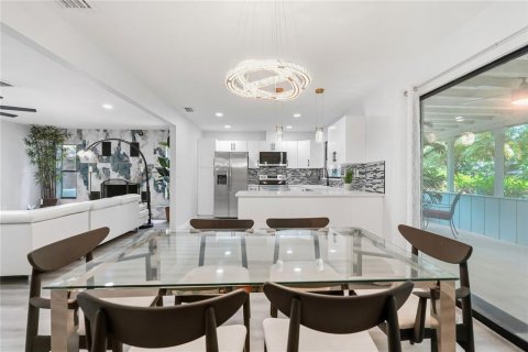 Villa ou maison à vendre à Clearwater, Floride: 5 chambres, 177.07 m2 № 2398903 - photo 24