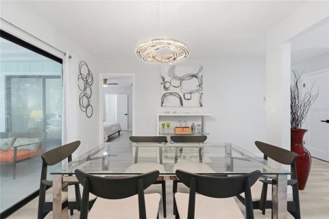 Villa ou maison à vendre à Clearwater, Floride: 5 chambres, 177.07 m2 № 2398903 - photo 27