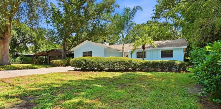 Villa ou maison à Clearwater, Floride 5 chambres, 177.07 m2 № 2398903