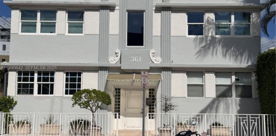 Кондоминиум с 1 спальней в Майами-Бич, Флорида № 1989427