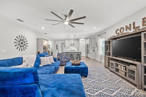 Casa en venta en Apollo Beach, Florida, 4 dormitorios, 231.7 m2 № 1884637 - foto 5