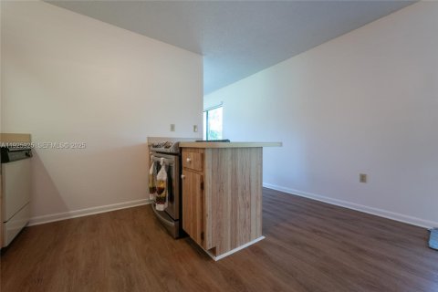 House in Lake Placid, Florida 2 bedrooms № 1985852 - photo 16