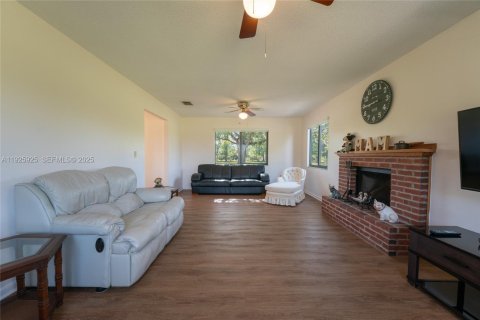 House in Lake Placid, Florida 2 bedrooms № 1985852 - photo 23