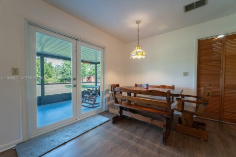 House in Lake Placid, Florida 2 bedrooms № 1985852 - photo 11