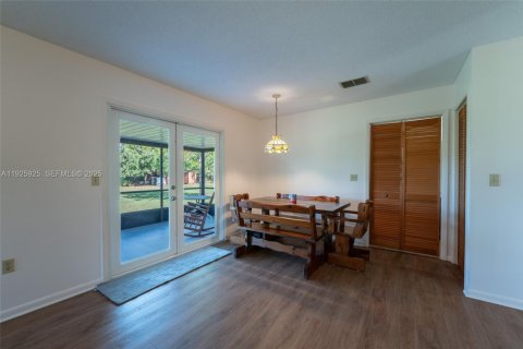 House in Lake Placid, Florida 2 bedrooms № 1985852 - photo 10