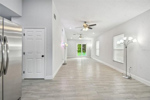 House in Bradenton, Florida 3 bedrooms, 111.48 sq.m. № 1840318 - photo 8