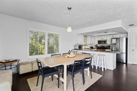 Casa en venta en Anna Maria, Florida, 3 dormitorios, 132.66 m2 № 2214196 - foto 16