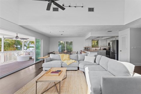 Casa en venta en Anna Maria, Florida, 3 dormitorios, 132.66 m2 № 2214196 - foto 13