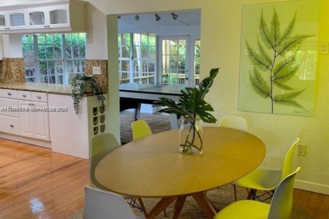 Villa ou maison à vendre à Miami, Floride: 3 chambres № 2004661 - photo 20