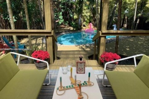 Villa ou maison à Miami, Floride 3 chambres № 2004661