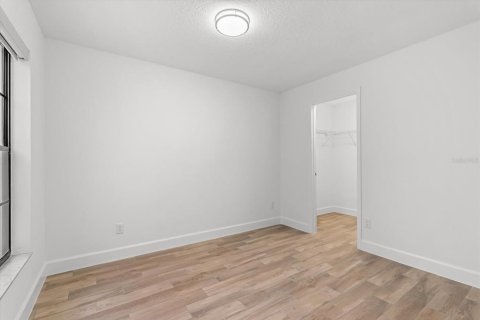 House in Orlando, Florida 3 bedrooms, 160.35 sq.m. № 1858322 - photo 17