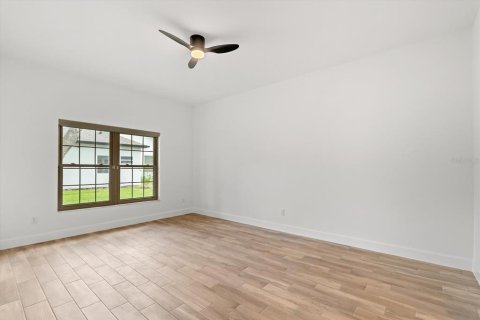 House in Orlando, Florida 3 bedrooms, 160.35 sq.m. № 1858322 - photo 9