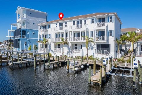 Condominio en venta en Cape Coral, Florida, 3 dormitorios, 206.43 m2 № 1817954 - foto 3