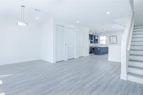 Condominio en venta en Cape Coral, Florida, 3 dormitorios, 206.43 m2 № 1817954 - foto 12
