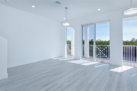 Condominio en venta en Cape Coral, Florida, 3 dormitorios, 206.43 m2 № 1817954 - foto 9