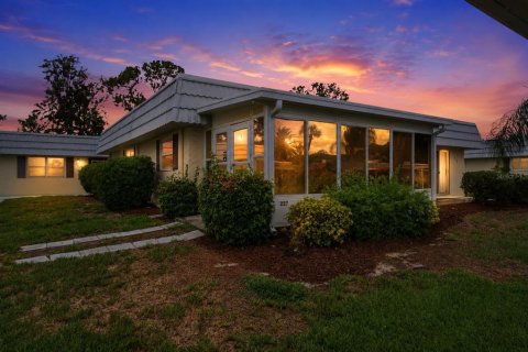 Condo in Sun City Center, Florida, 1 bedroom № 2212942