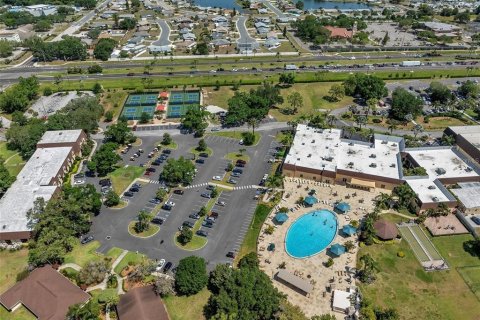 Condo in Sun City Center, Florida, 1 bedroom  № 2212942 - photo 22