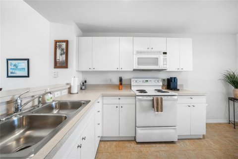 Copropriété à vendre à North Port, Floride: 2 chambres, 108.51 m2 № 1773046 - photo 6