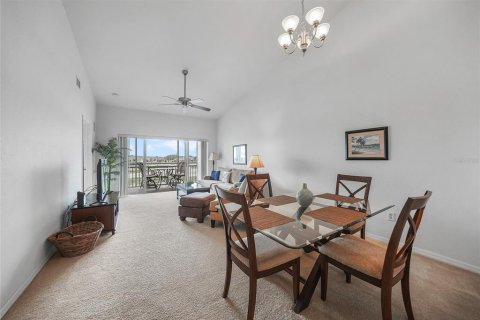 Copropriété à vendre à North Port, Floride: 2 chambres, 108.51 m2 № 1773046 - photo 11