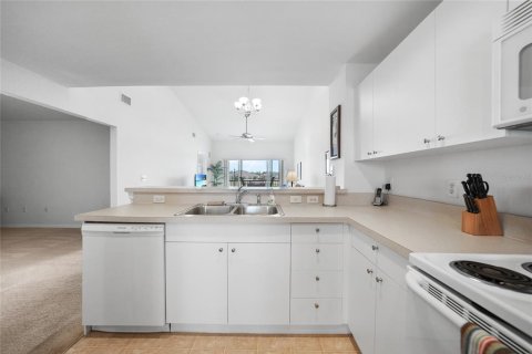 Copropriété à vendre à North Port, Floride: 2 chambres, 108.51 m2 № 1773046 - photo 8