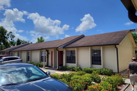 Commercial property in Pinellas Park, Florida № 1827269 - photo 4