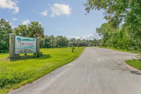 Commercial property in Bunnell, Florida 2751.77 sq.m. № 692083 - photo 4