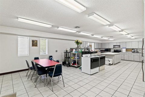 Commercial property in Bunnell, Florida 2751.77 sq.m. № 692083 - photo 20