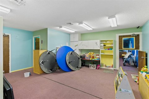 Commercial property in Bunnell, Florida 2751.77 sq.m. № 692083 - photo 16