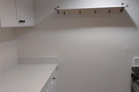 Condominio en alquiler en Tampa, Florida, 2 dormitorios, 88.26 m2 № 2199418 - foto 15